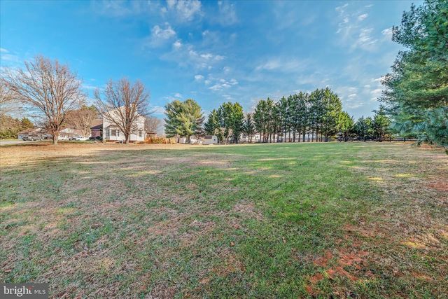 346 DEER RIDGE DR, Harpers Ferry, WV 25425