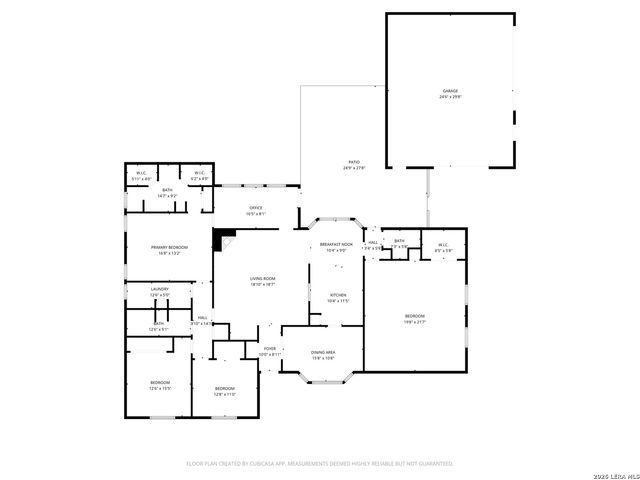 106 Oak Ridge Dr., La Vernia, TX 78121