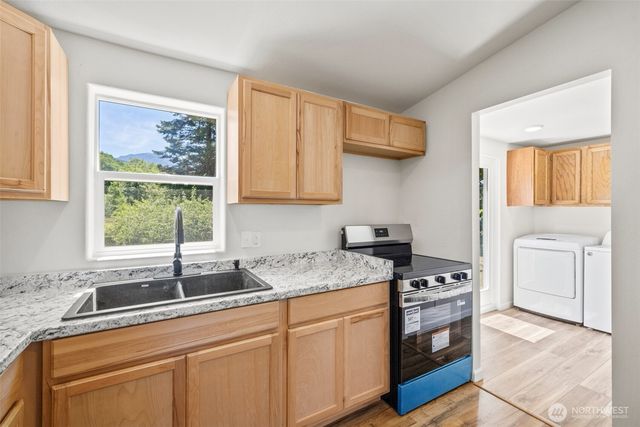 1806 Monroe Road, Port Angeles, WA 98362
