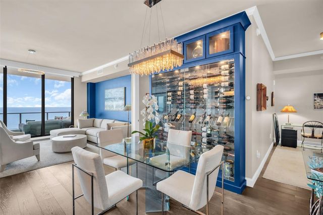 100 1ST AVENUE N 3404, St Petersburg, FL 33701