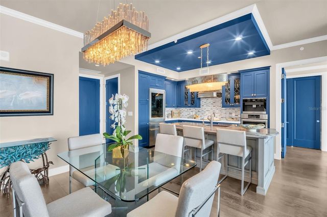 100 1ST AVENUE N 3404, St Petersburg, FL 33701