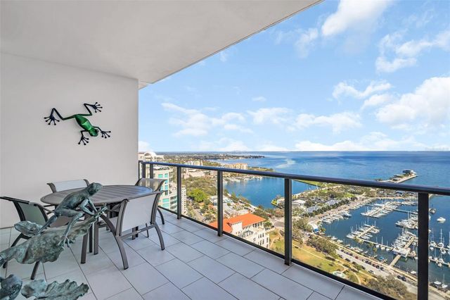 100 1ST AVENUE N 3404, St Petersburg, FL 33701