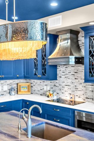 100 1ST AVENUE N 3404, St Petersburg, FL 33701