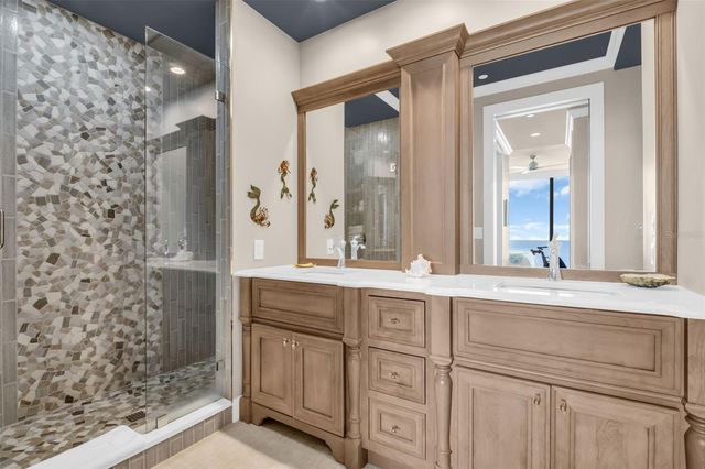 100 1ST AVENUE N 3404, St Petersburg, FL 33701