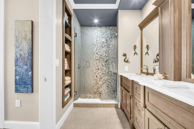 100 1ST AVENUE N 3404, St Petersburg, FL 33701