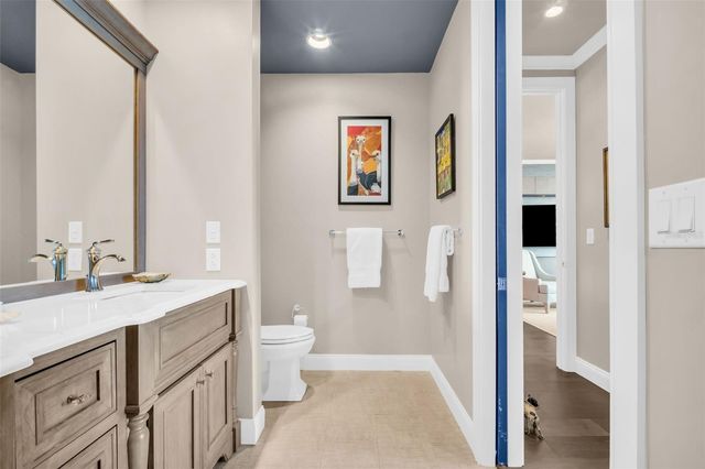 100 1ST AVENUE N 3404, St Petersburg, FL 33701