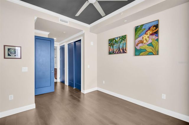 100 1ST AVENUE N 3404, St Petersburg, FL 33701