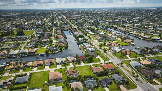 4724 SW 23RD AVE, Cape Coral, FL 33914