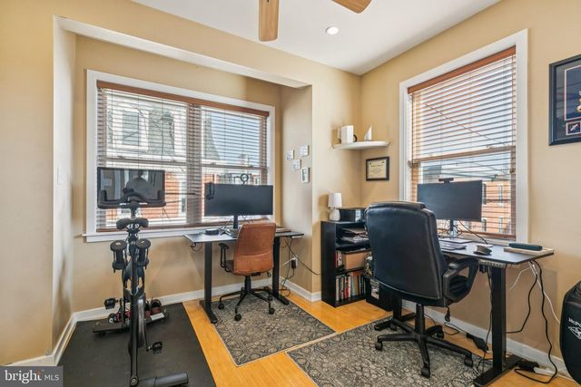 2400 MADISON SQ, Philadelphia, PA 19146