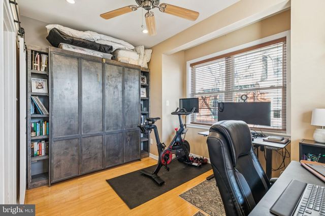 2400 MADISON SQ, Philadelphia, PA 19146