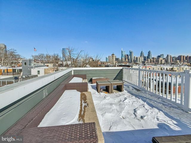 2400 MADISON SQ, Philadelphia, PA 19146