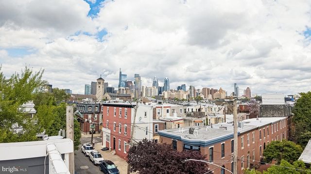2400 MADISON SQ, Philadelphia, PA 19146