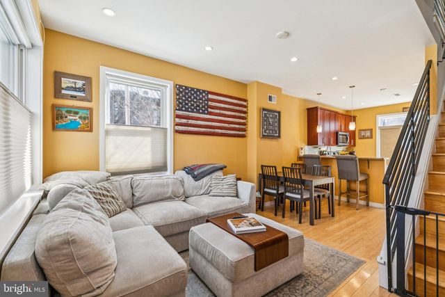 2400 MADISON SQ, Philadelphia, PA 19146