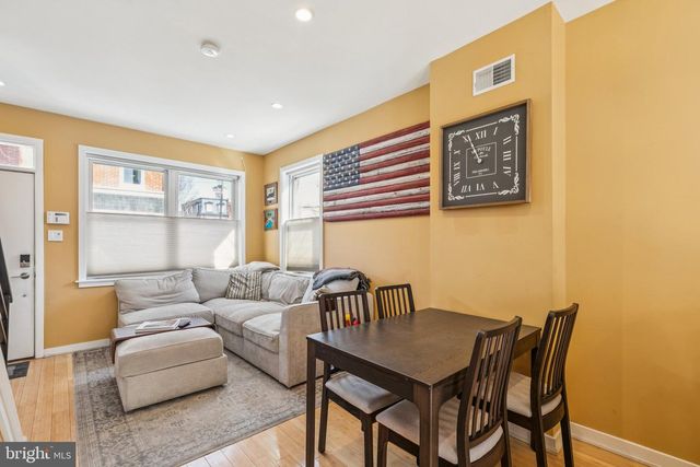 2400 MADISON SQ, Philadelphia, PA 19146