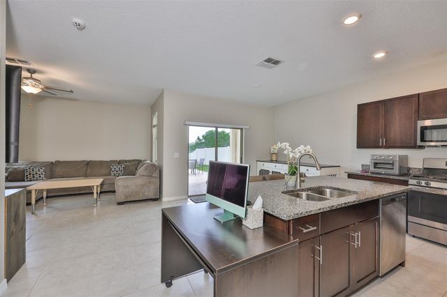 9454 CHANNING HILL DRIVE, Sun City Center, FL 33573