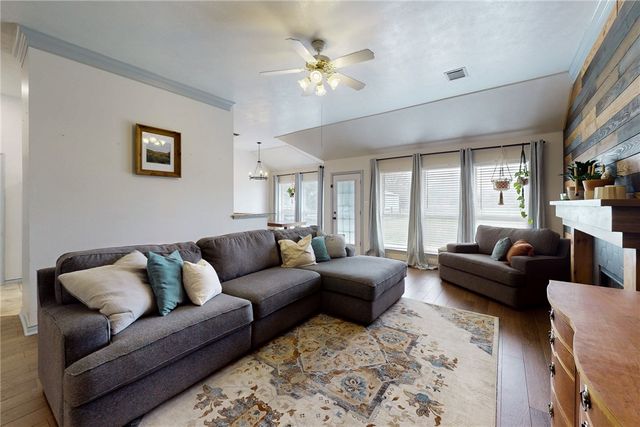 1879 Arrington Road, College Station, TX 77845