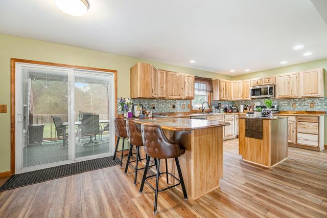928 N Calumet Avenue, Chesterton, IN 46304