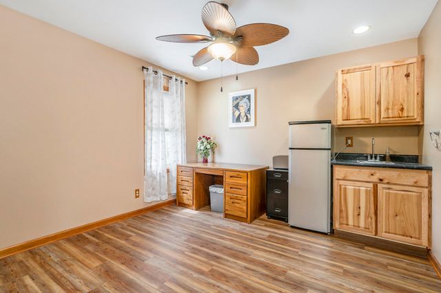 928 N Calumet Avenue, Chesterton, IN 46304