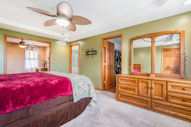928 N Calumet Avenue, Chesterton, IN 46304