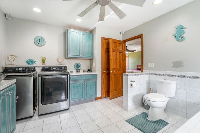 928 N Calumet Avenue, Chesterton, IN 46304