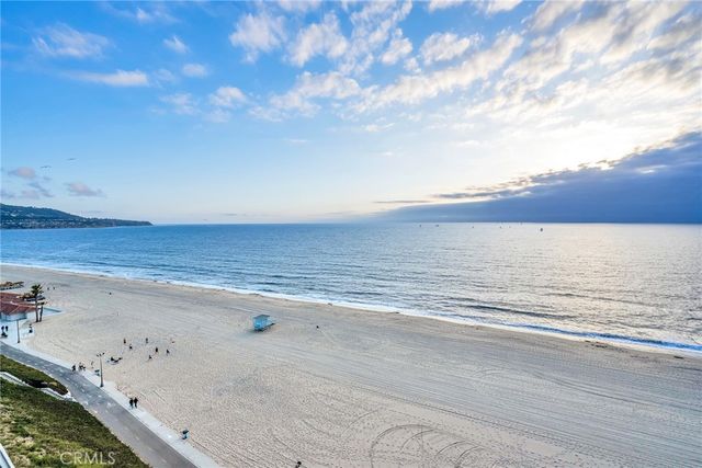 727 Esplanade 306, Redondo Beach, CA 90277