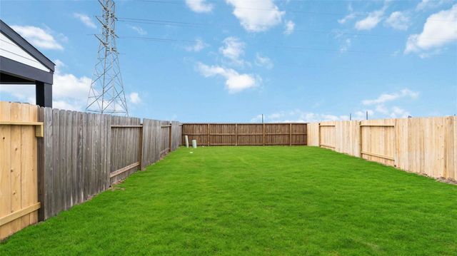 2908 Crown Gate Drive, Houston, TX 77047