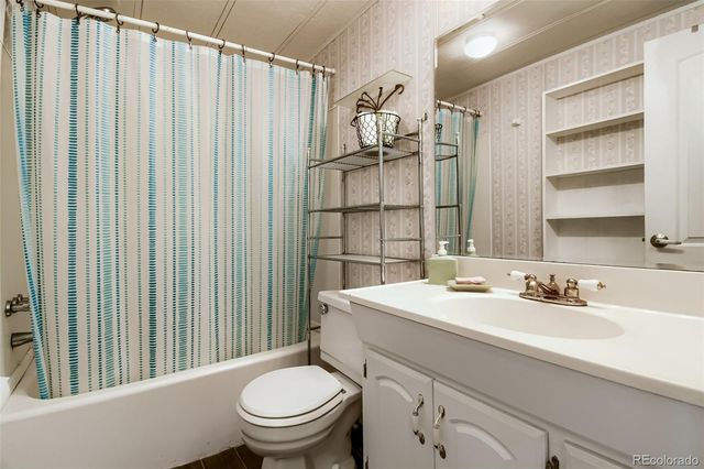 611 Pinyon Circle, Lochbuie, CO 80603