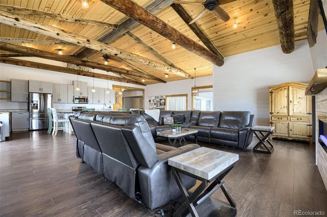611 Pinyon Circle, Lochbuie, CO 80603