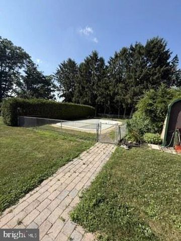 1493 CROTTLESTOWN ROAD, Chambersburg, PA 17202