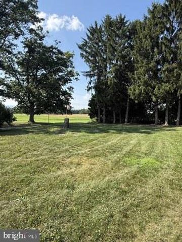 1493 CROTTLESTOWN ROAD, Chambersburg, PA 17202