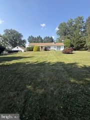 1493 CROTTLESTOWN ROAD, Chambersburg, PA 17202