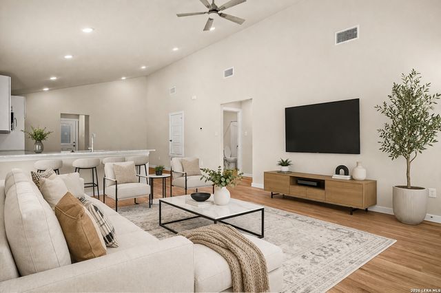 2423 Hicks, San Antonio, TX 78210