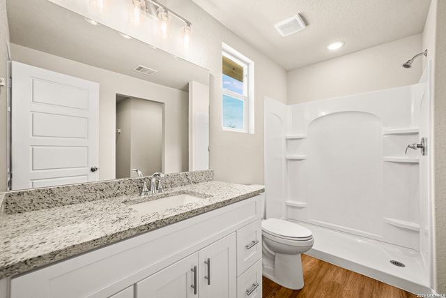 2423 Hicks, San Antonio, TX 78210