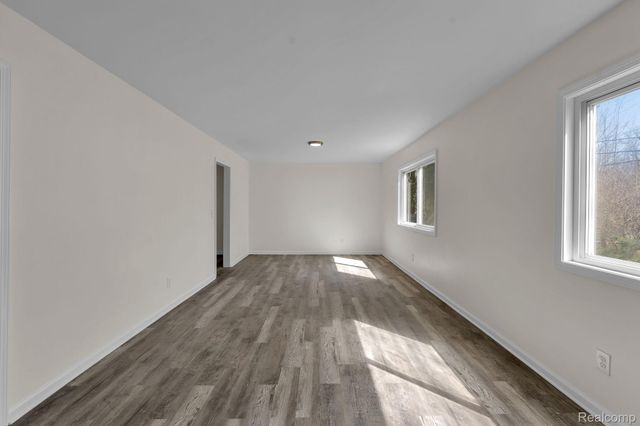 6243 Hunt Street, Romulus, MI 48174