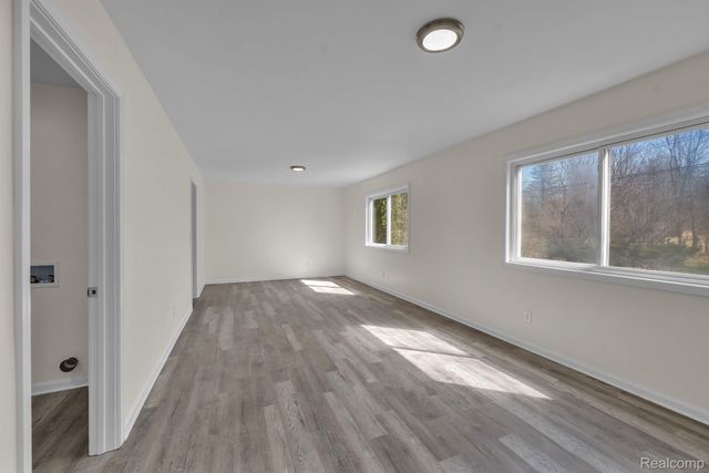 6243 Hunt Street, Romulus, MI 48174