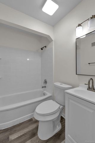 6243 Hunt Street, Romulus, MI 48174