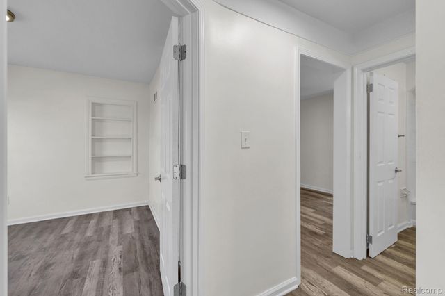 6243 Hunt Street, Romulus, MI 48174