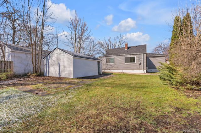 6243 Hunt Street, Romulus, MI 48174