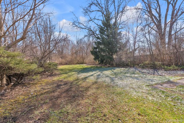 6243 Hunt Street, Romulus, MI 48174