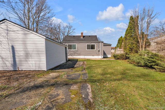 6243 Hunt Street, Romulus, MI 48174