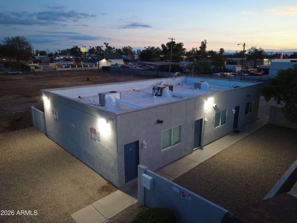 464 S WASHINGTON Street, Chandler, AZ 85225 — exterior