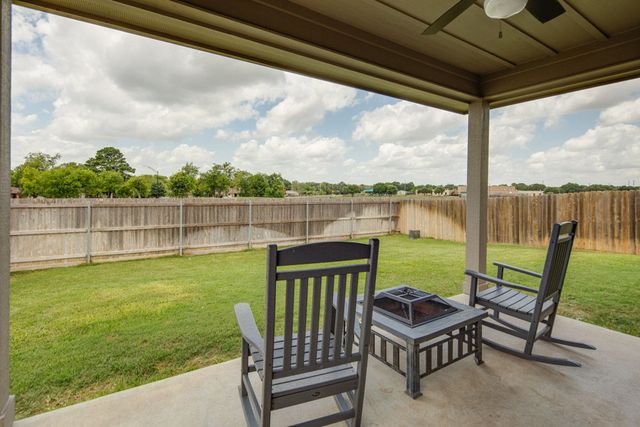 2854 Messenger Way, Bryan, TX 77803