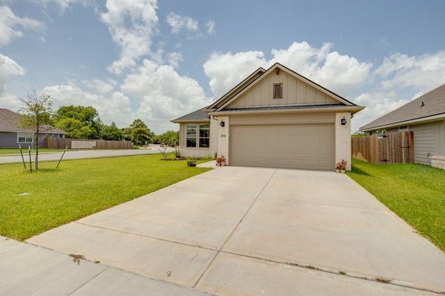 2854 Messenger Way, Bryan, TX 77803