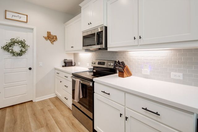 2854 Messenger Way, Bryan, TX 77803