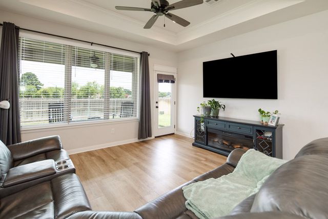 2854 Messenger Way, Bryan, TX 77803