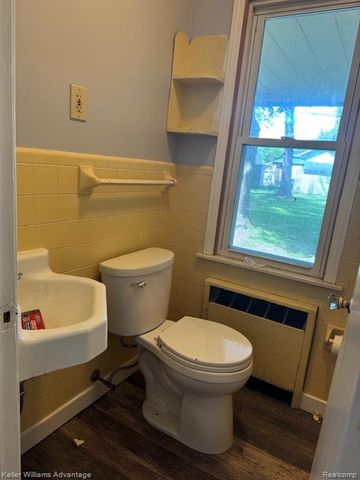 23037 Rausch Avenue, Eastpointe, MI 48021