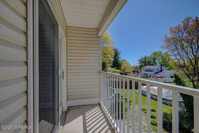 14 London Drive, East Brunswick, NJ 08816