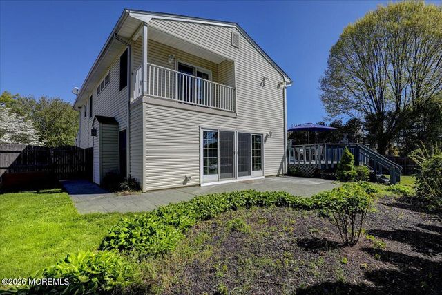 14 London Drive, East Brunswick, NJ 08816