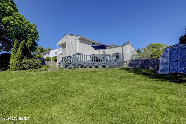 14 London Drive, East Brunswick, NJ 08816