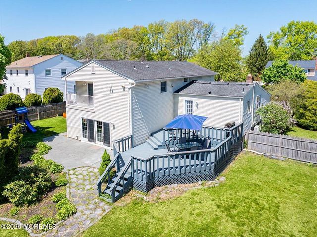 14 London Drive, East Brunswick, NJ 08816